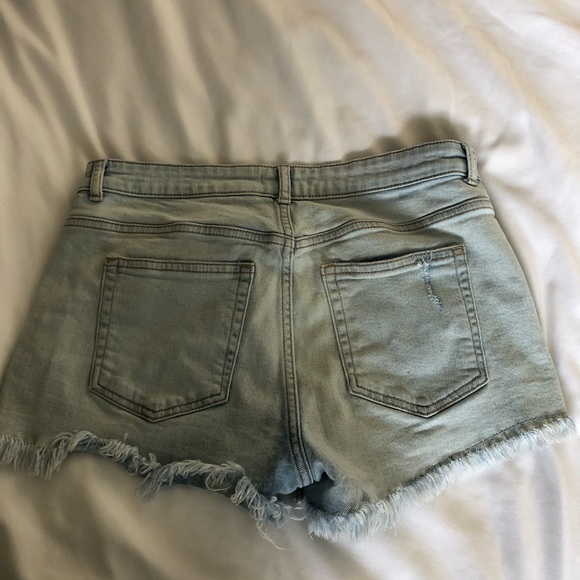 Shorts - Picture 2 of 2